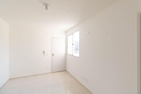 Sala de apartamento para alugar com 2 quartos, 40m² em Campo Grande, Rio de Janeiro