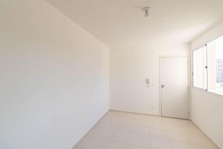 Sala de apartamento para alugar com 2 quartos, 40m² em Campo Grande, Rio de Janeiro