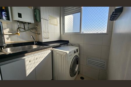 Apartamento à venda com 65m², 2 quartos e 1 vaga Apartamento à venda com 65m², 2 quartos e 1 vagaÁrea de Serviço