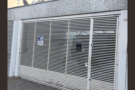 Casa para alugar com 249m², 4 quartos e 4 vagasFachada 