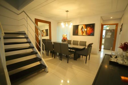 Casa para alugar com 249m², 4 quartos e 4 vagasSala ( Jantar) 