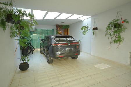 Casa para alugar com 249m², 4 quartos e 4 vagasGaragem 