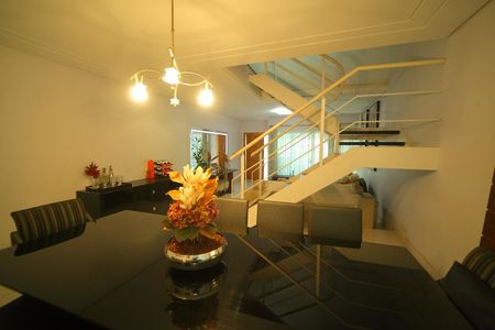 Sala ( Jantar)  de casa para alugar com 4 quartos, 249m² em Centro, São Bernardo do Campo