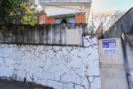 Placa de casa à venda com 3 quartos, 2763m² em Sagrada Família, Belo Horizonte