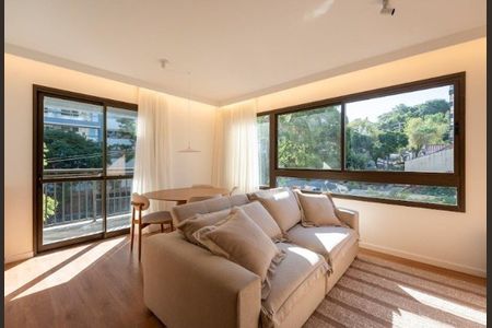 Sala de apartamento à venda com 2 quartos, 82m² em Santa Cecília, Porto Alegre