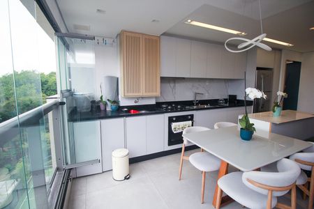 Apartamento para alugar com 73m², 3 quartos e 2 vagasÁrea de Serviço