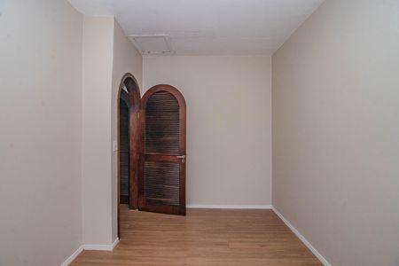 Casa para alugar com 204m², 3 quartos e 4 vagas Casa para alugar com 204m², 3 quartos e 4 vagasQuarto 1
