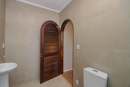 Casa para alugar com 204m², 3 quartos e 4 vagas Casa para alugar com 204m², 3 quartos e 4 vagasBanheiro