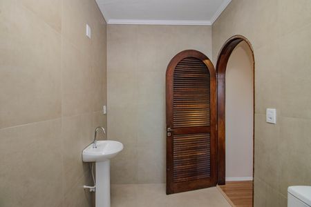 Casa para alugar com 204m², 3 quartos e 4 vagas Casa para alugar com 204m², 3 quartos e 4 vagasBanheiro