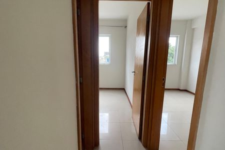 Corredor de apartamento para alugar com 2 quartos, 90m² em Vila Centenario, Duque de Caxias