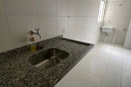 Apartamento para alugar com 90m², 2 quartos e 2 vagas Apartamento para alugar com 90m², 2 quartos e 2 vagasCozinha