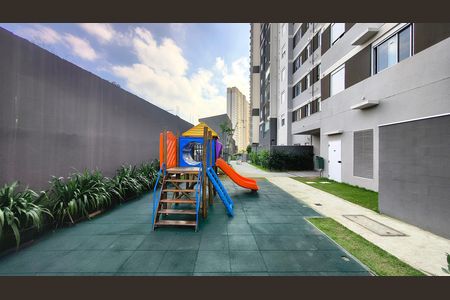 Apartamento para alugar com 39m², 2 quartos e 1 vaga Apartamento para alugar com 39m², 2 quartos e 1 vagaÁrea comum - Playground
