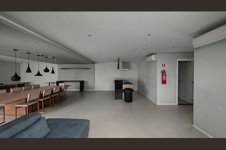 Apartamento para alugar com 39m², 2 quartos e 1 vaga Apartamento para alugar com 39m², 2 quartos e 1 vagaÁrea comum - Salão de festas