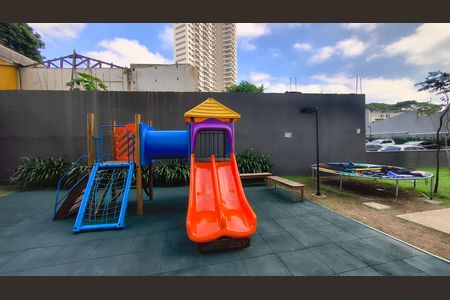 Apartamento para alugar com 39m², 2 quartos e 1 vaga Apartamento para alugar com 39m², 2 quartos e 1 vagaÁrea comum - Playground