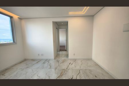 Sala de apartamento para alugar com 2 quartos, 39m² em Socorro, São Paulo