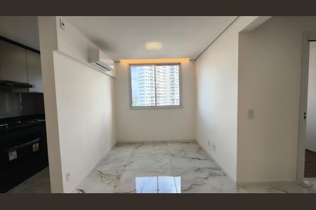 Apartamento para alugar com 39m², 2 quartos e 1 vaga Apartamento para alugar com 39m², 2 quartos e 1 vagaSala