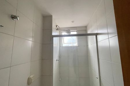 Casa para alugar com 70m², 2 quartos e 2 vagas Casa para alugar com 70m², 2 quartos e 2 vagasBanheiro
