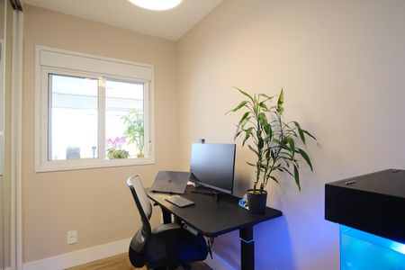Apartamento à venda com 102m², 3 quartos e 2 vagasQuarto 2