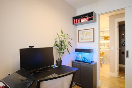 Apartamento à venda com 102m², 3 quartos e 2 vagasQuarto 2