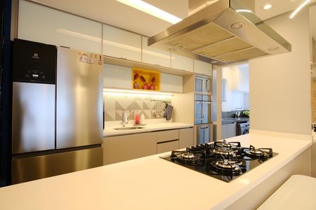 Apartamento à venda com 102m², 3 quartos e 2 vagasCozinha