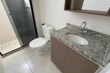 Apartamento para alugar com 48m², 2 quartos e 1 vaga Apartamento para alugar com 48m², 2 quartos e 1 vagaBanheiro