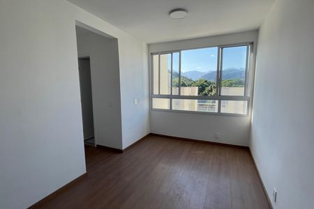 Sala de apartamento para alugar com 2 quartos, 48m² em Vila Santa Alice, Duque de Caxias