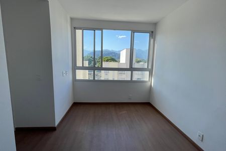 Sala de apartamento para alugar com 2 quartos, 48m² em Vila Santa Alice, Duque de Caxias