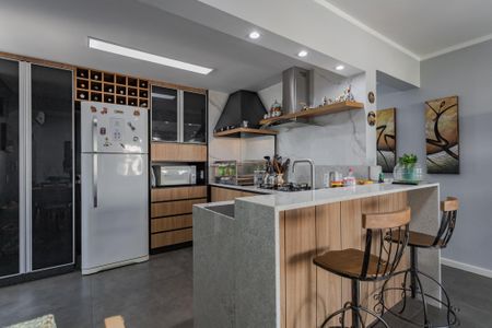 Apartamento à venda com 86m², 3 quartos e 2 vagas Apartamento à venda com 86m², 3 quartos e 2 vagasCozinha e Área de Serviço