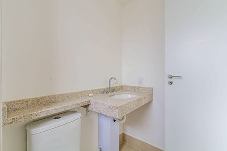Apartamento à venda com 165m², 3 quartos e 2 vagas Apartamento à venda com 165m², 3 quartos e 2 vagasSuite 02 - Banheiro