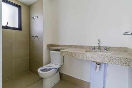 Apartamento à venda com 165m², 3 quartos e 2 vagas Apartamento à venda com 165m², 3 quartos e 2 vagasSuite 03 - Banheiro
