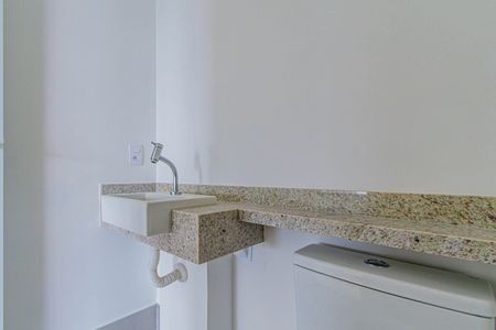 Apartamento à venda com 165m², 3 quartos e 2 vagas Apartamento à venda com 165m², 3 quartos e 2 vagasLavabo