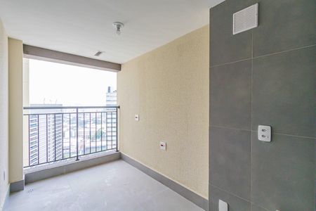 Apartamento à venda com 165m², 3 quartos e 2 vagas Apartamento à venda com 165m², 3 quartos e 2 vagasÁrea de serviços