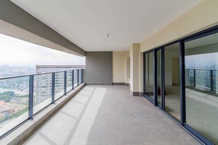 Apartamento à venda com 165m², 3 quartos e 2 vagas Apartamento à venda com 165m², 3 quartos e 2 vagasVaranda