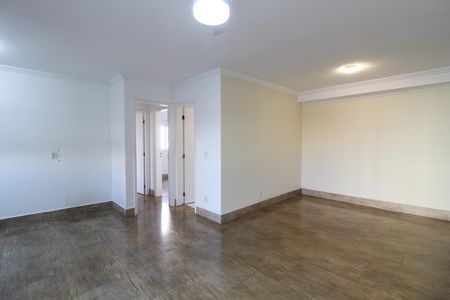 Apartamento à venda com 82m², 2 quartos e 2 vagasSala