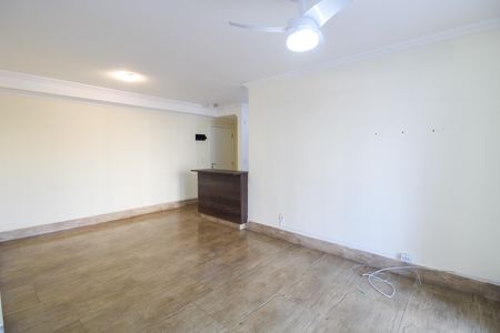 Apartamento à venda com 82m², 2 quartos e 2 vagasSala
