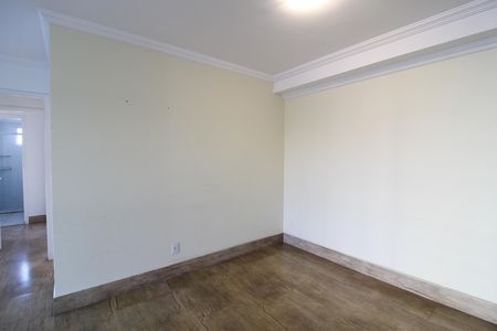 Sala de apartamento para alugar com 2 quartos, 82m² em Jardim das Vertentes, São Paulo