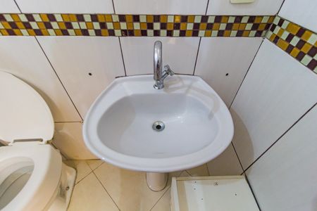 Casa para alugar com 125m², 2 quartos e sem vaga Casa para alugar com 125m², 2 quartos e sem vagaDetalhe - Banheiro