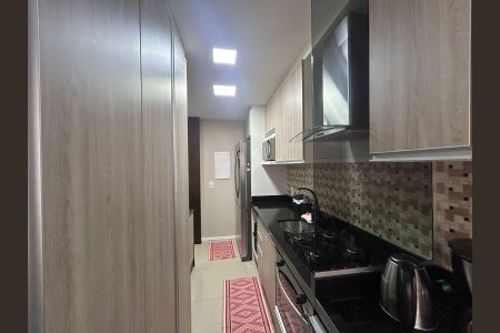 Apartamento à venda com 74m², 2 quartos e 1 vagaCozinha e Área de Serviço