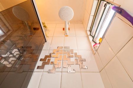 Apartamento à venda com 50m², 2 quartos e 1 vaga Apartamento à venda com 50m², 2 quartos e 1 vagaBanheiro