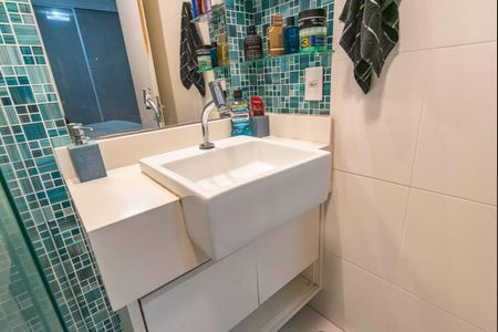 Apartamento à venda com 80m², 2 quartos e 2 vagas Apartamento à venda com 80m², 2 quartos e 2 vagasBanheiro do Quarto 2