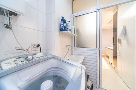 Apartamento à venda com 80m², 2 quartos e 2 vagas Apartamento à venda com 80m², 2 quartos e 2 vagasÁrea de Serviço