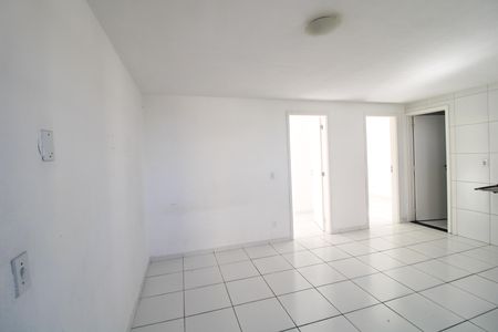 Sala de apartamento para alugar com 2 quartos, 48m² em Vila Natal, São Paulo