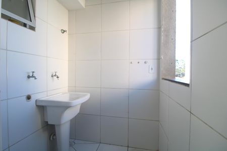 Lavanderia de apartamento para alugar com 2 quartos, 48m² em Vila Natal, São Paulo