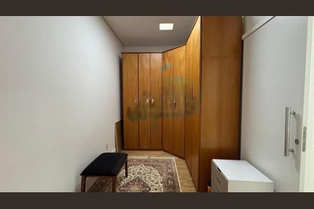 Casa de condomínio à venda com 516m², 4 quartos e 4 vagas