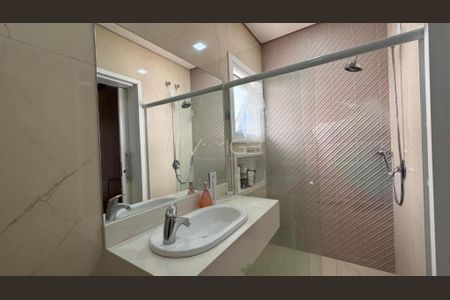 Casa de condomínio à venda com 516m², 4 quartos e 4 vagas