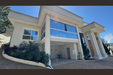 Casa de condomínio à venda com 516m², 4 quartos e 4 vagas