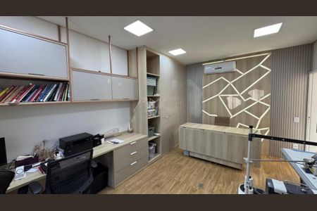 Casa de condomínio à venda com 516m², 4 quartos e 4 vagas