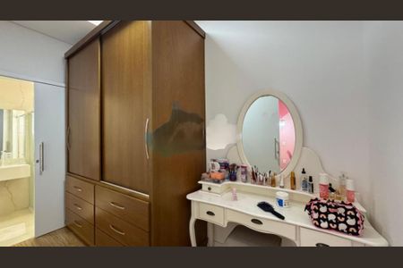 Casa de condomínio à venda com 516m², 4 quartos e 4 vagas