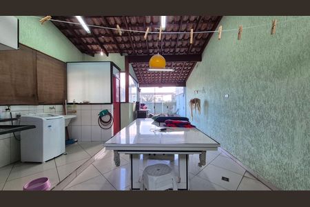 Apartamento à venda com 192m², 3 quartos e 2 vagas Apartamento à venda com 192m², 3 quartos e 2 vagasCobertura