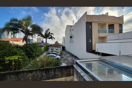 Apartamento à venda com 192m², 3 quartos e 2 vagas Apartamento à venda com 192m², 3 quartos e 2 vagasVista